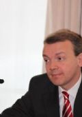 Giles Dickson 
